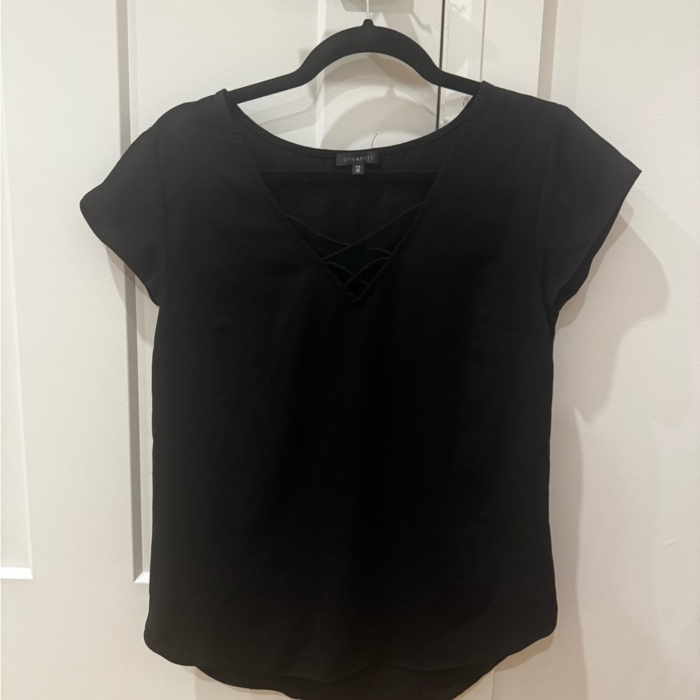 Dynamite Black Blouse with Relaxed Fit and Cap Sleeves